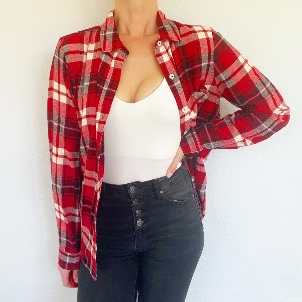 Forever 21 red flannel plaid button down shirt size large